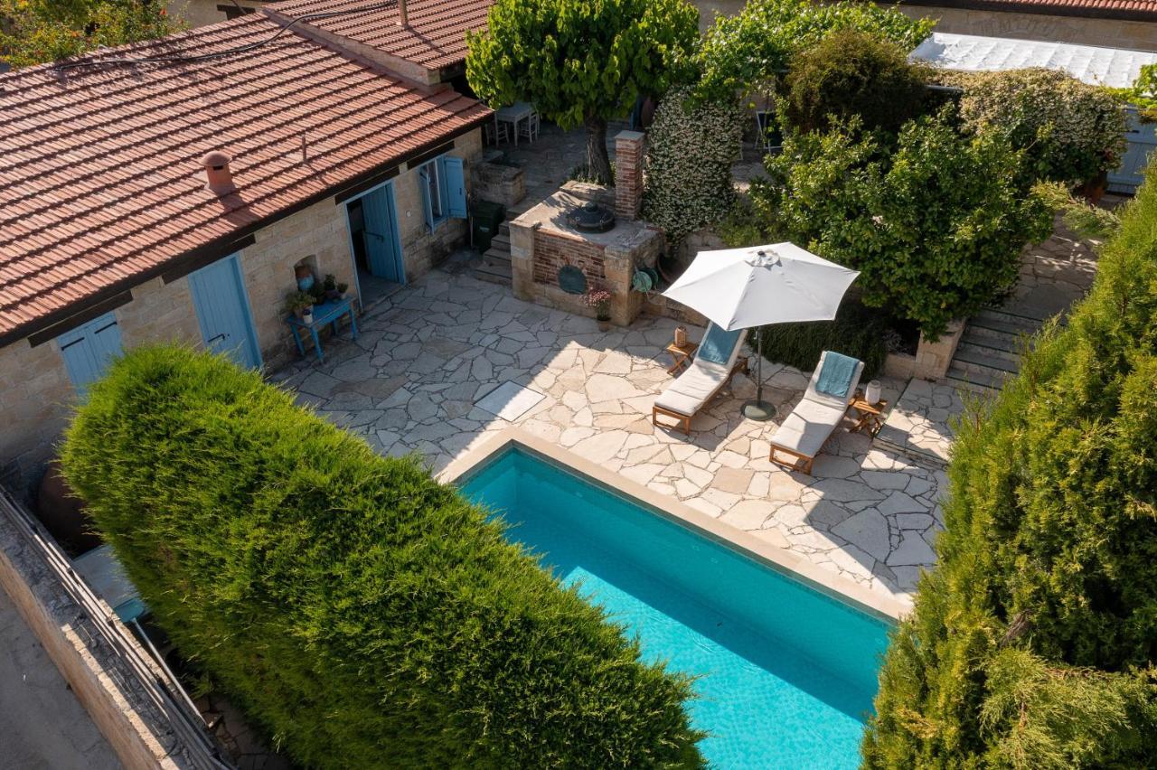 Villa Avgoustis Pachna المظهر الخارجي الصورة