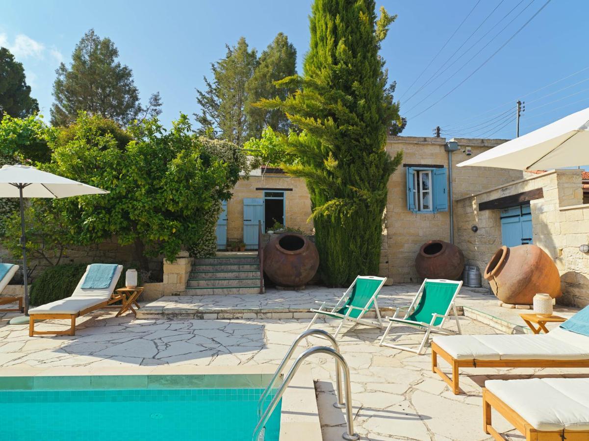 Villa Avgoustis Pachna المظهر الخارجي الصورة