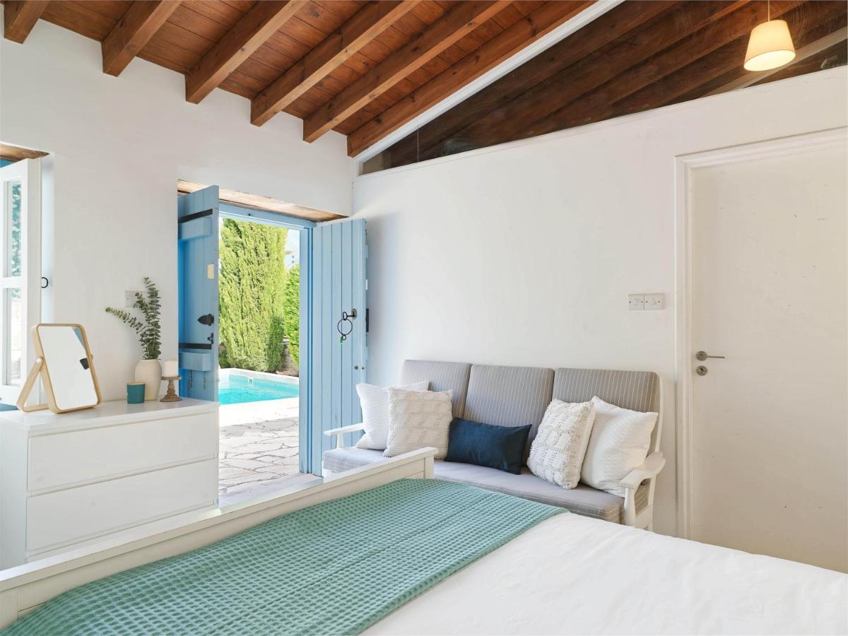 Villa Avgoustis Pachna المظهر الخارجي الصورة
