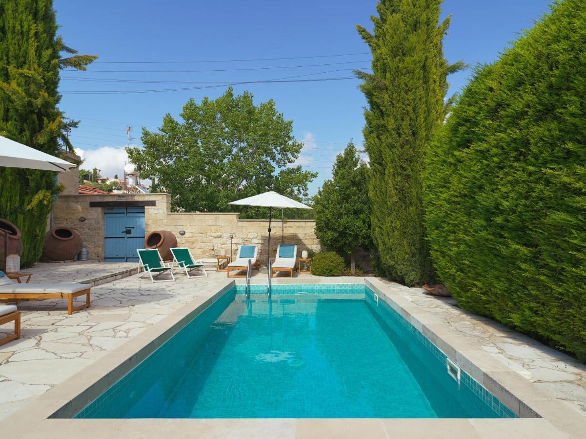 Villa Avgoustis Pachna المظهر الخارجي الصورة