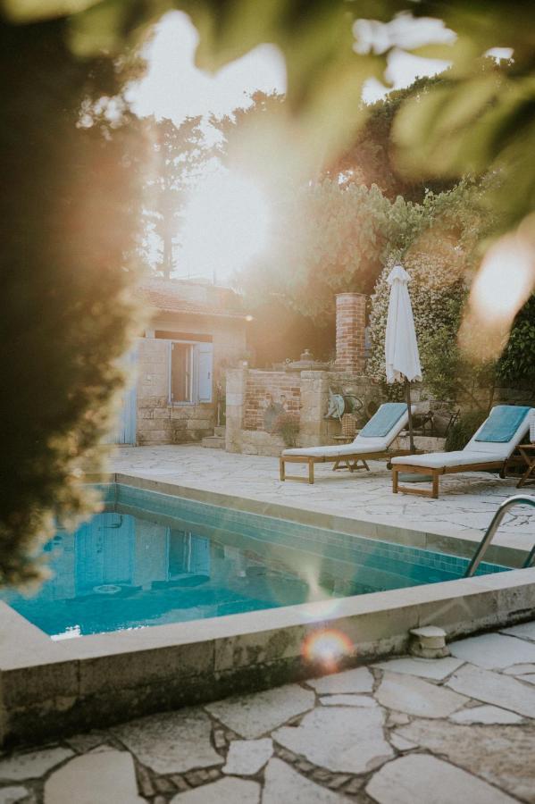 Villa Avgoustis Pachna المظهر الخارجي الصورة